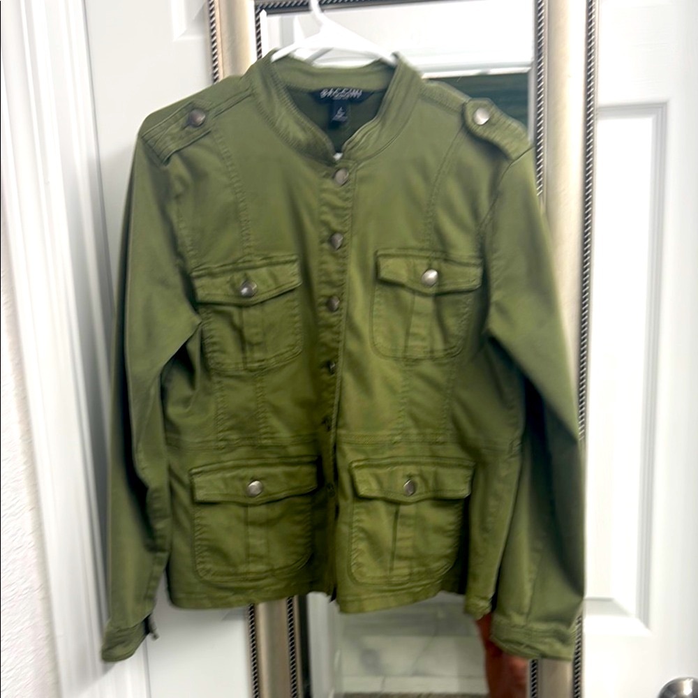 Baccini Army Green Utility Jacket. Excellent used condition. Size Large